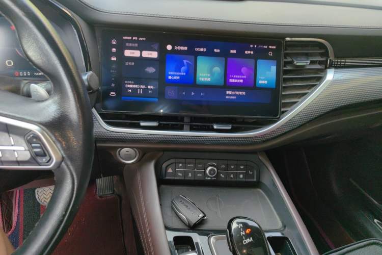 Used Haval F7 2021 2.0T All-Wheel Drive iJoy Audio And AC Panel