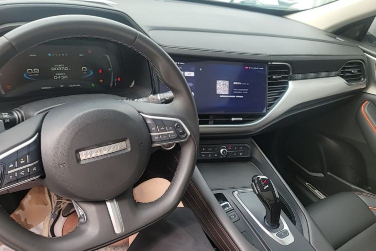 Used Haval F7 2021 1.5T Two-Wheel Drive i-Type Center Console