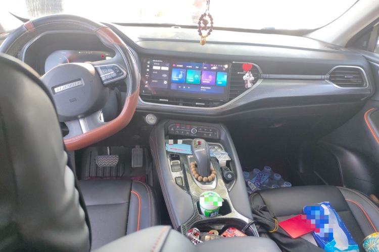 Used Haval F7 2021 1.5T Two-Wheel Drive i-Trend Center Console