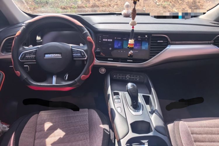 Used Haval F7 2021 1.5T Two-Wheel Drive iShow Center Console