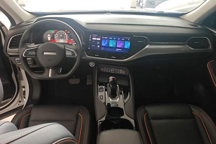 Used Haval F7 2021 1.5T Two-Wheel Drive i-Trend Center Console