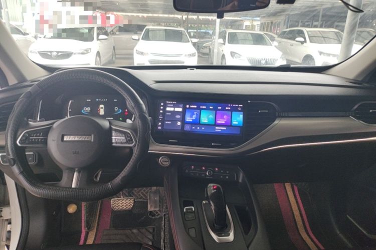 Used Haval F7 2021 1.5T Two-Wheel Drive i-Type Center Console
