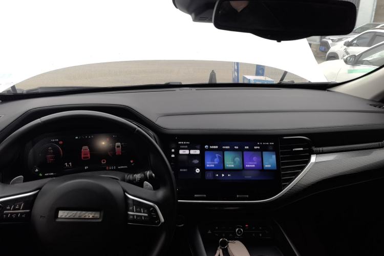 Used Haval F7 2021 1.5T Two-Wheel Drive i-Trend Center Console