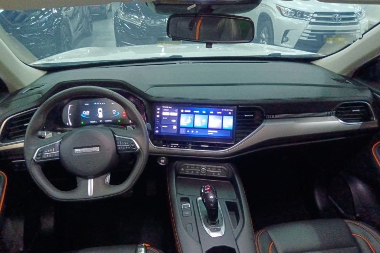 Used Haval F7 2021 1.5T Two-Wheel Drive i-Type Center Console