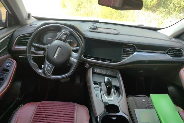 Used Haval F7 2021 2.0T All-Wheel Drive iJoy Center Console