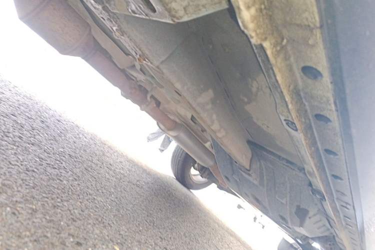 Used Haval F7 2021 2.0T Two-Wheel Drive i-Van Chassis Front Left