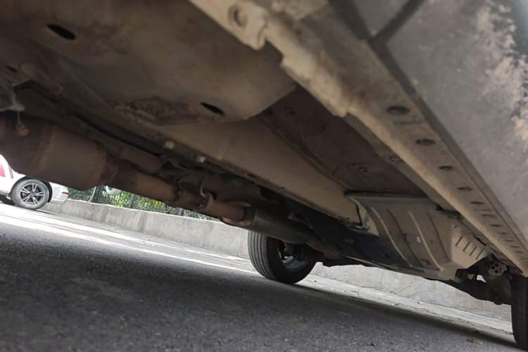Used Haval F7 2021 2.0T Two-Wheel Drive i-Van Chassis Front Left