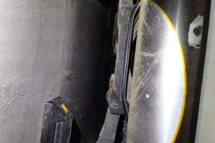 Used Haval F7 2021 1.5T Two-Wheel Drive iXuan Chassis Rear