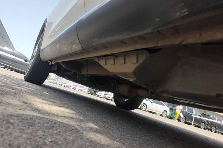 Used Haval F7 2021 2.0T Two-Wheel Drive i-Van Chassis Rear Left