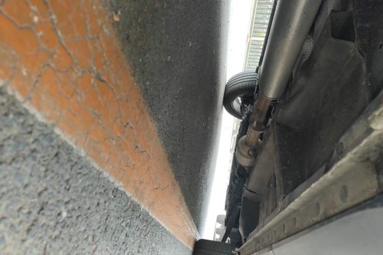 Used Haval F7 2021 2.0T Two-Wheel Drive i-Van Chassis Rear Right