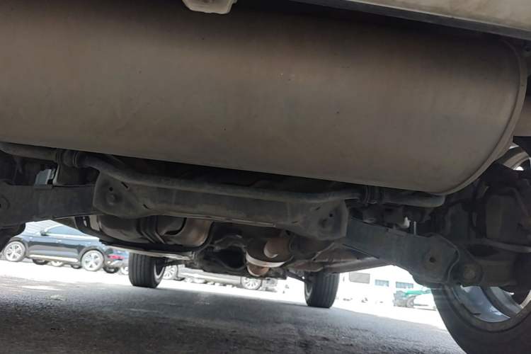Used Haval F7 2021 2.0T Two-Wheel Drive i-Van Chassis Rear