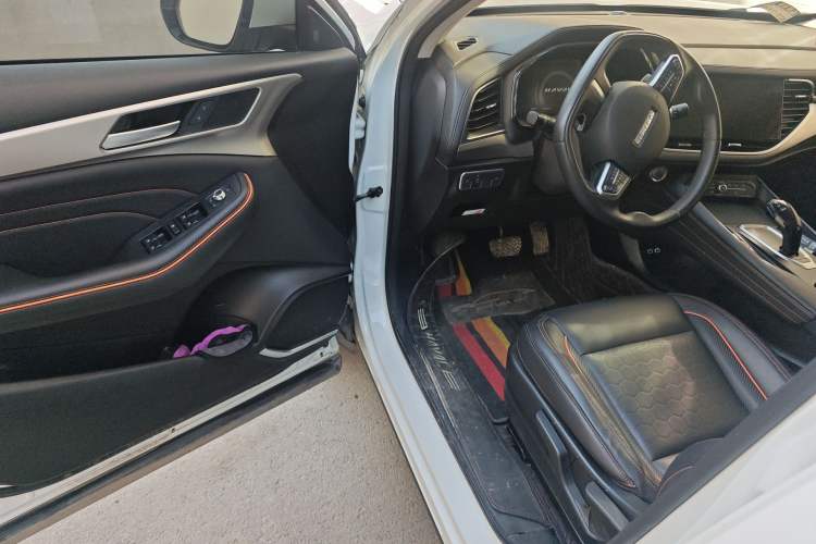 Used Haval F7 2021 1.5T Two-Wheel Drive iXuan Driver Seat