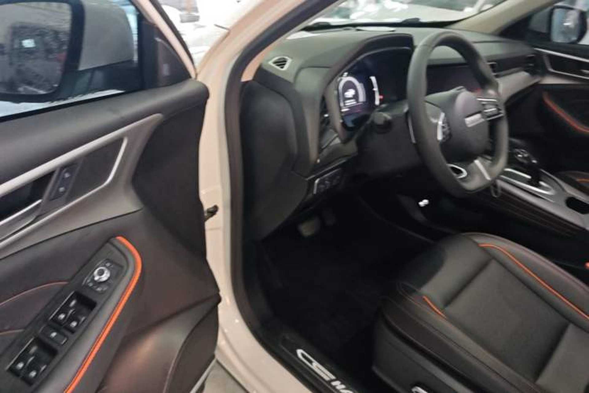 Used Haval F7 2021 2.0T Two-Wheel Drive i-Active Driver Seat