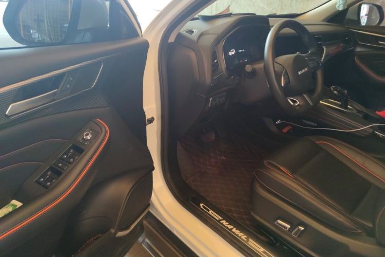 Used Haval F7 2021 2.0T Two-Wheel Drive i-Van Driver Seat