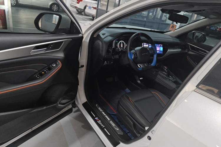 Used Haval F7 2021 1.5T Two-Wheel Drive iXuan Driver Seat