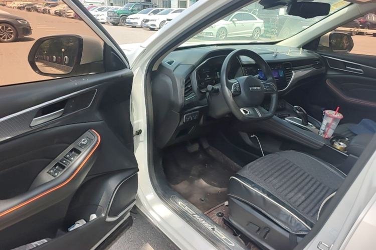 Used Haval F7 2021 2.0T Two-Wheel Drive i-Van Driver Seat
