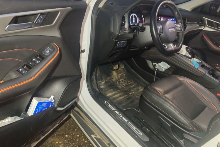 Used Haval F7 2021 1.5T Two-Wheel Drive iXuan Driver Seat