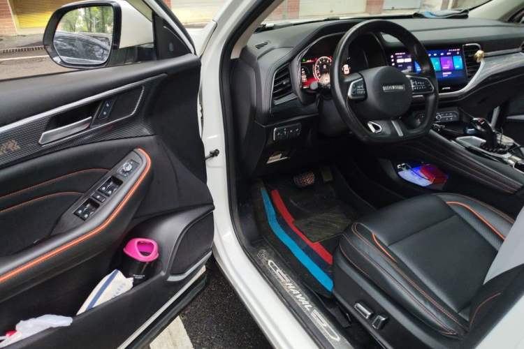 Used Haval F7 2021 2.0T Two-Wheel Drive i-Van Driver Seat