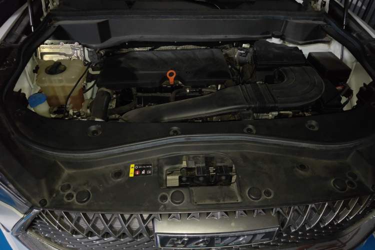 Used Haval F7 2021 1.5T Two-Wheel Drive iCool Engine Bay