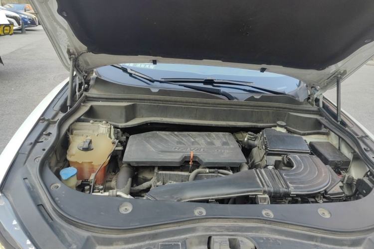 Used Haval F7 2021 1.5T Two-Wheel Drive i-Type Engine Bay