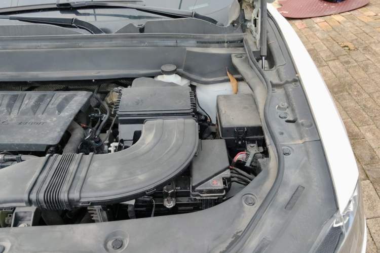 Used Haval F7 2021 1.5T Two-Wheel Drive i-Trend Engine Bay Left