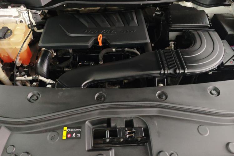 Used Haval F7 2021 1.5T Two-Wheel Drive i-Type Engine Bay