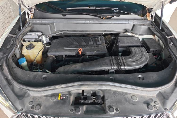 Used Haval F7 2021 1.5T Two-Wheel Drive i-Type Engine Bay