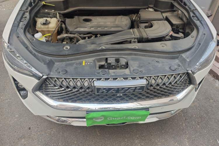 Used Haval F7 2021 2.0T Two-Wheel Drive i-Van Engine Bay