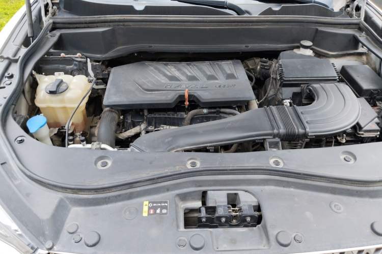 Used Haval F7 2021 1.5T Two-Wheel Drive iXuan Engine Bay