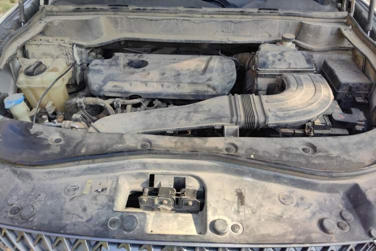 Used Haval F7 2021 2.0T All-Wheel Drive iJoy Engine Bay