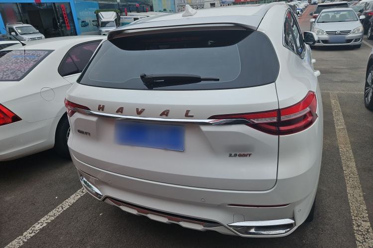 Used Haval F7 2021 2.0T All-Wheel Drive iJoy Exterior 4
