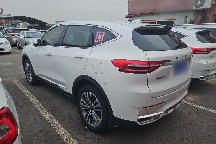 Used Haval F7 2021 2.0T All-Wheel Drive iJoy Exterior 5