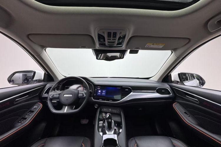 Used Haval F7 2021 2.0T Two-Wheel Drive i-Van Exterior 8