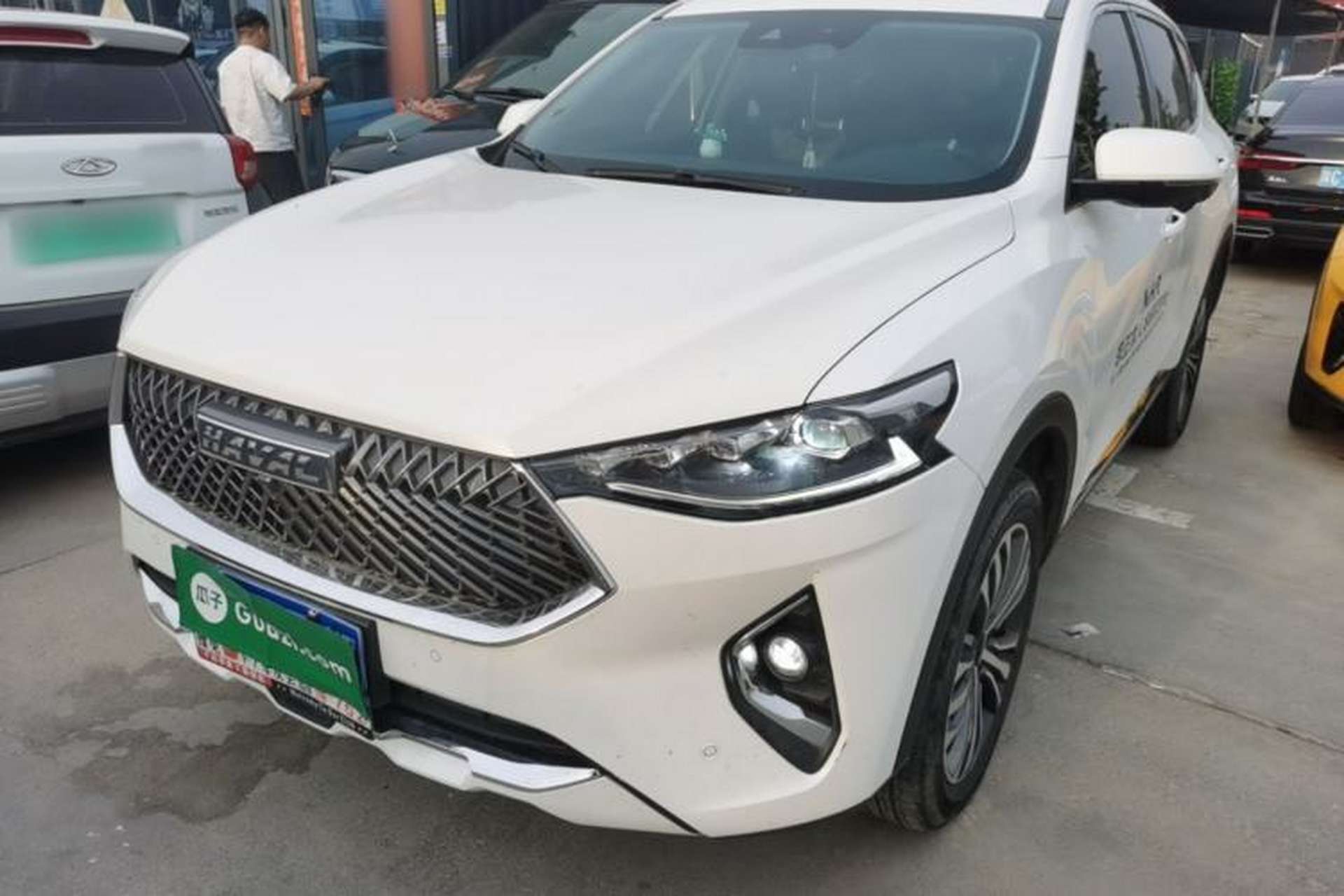 Used Haval F7 2021 2.0T Two-Wheel Drive i-Van Front Left 45 Deg