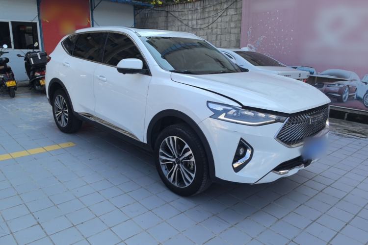 Used Haval F7 2021 2.0T Two-Wheel Drive i-Active Front Right 45 Deg