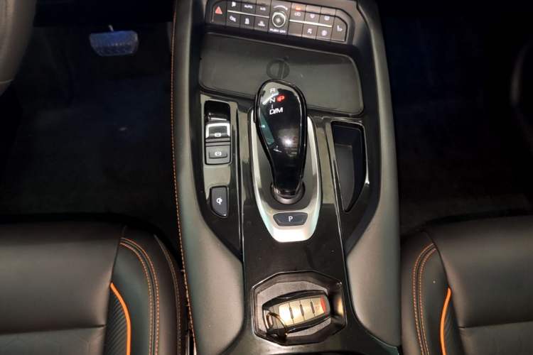 Used Haval F7 2021 1.5T Two-Wheel Drive i-Trend Gear Lever