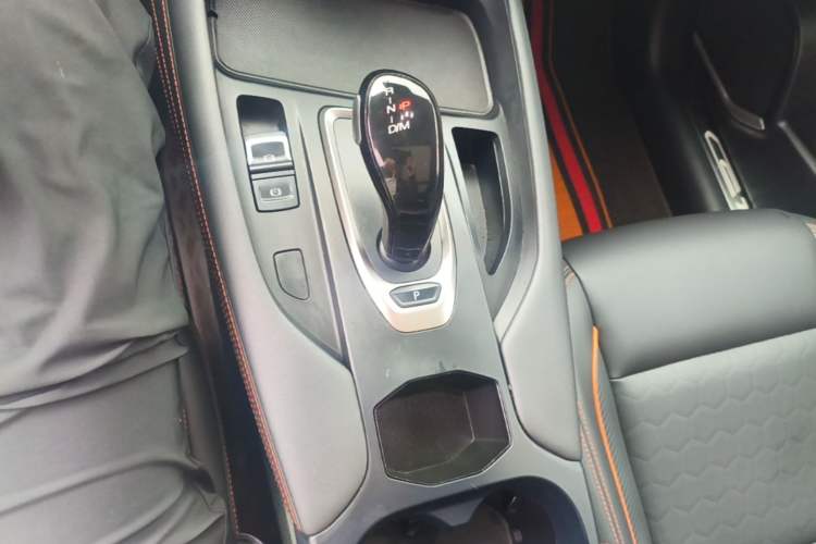 Used Haval F7 2021 1.5T Two-Wheel Drive i-Type Gear Lever