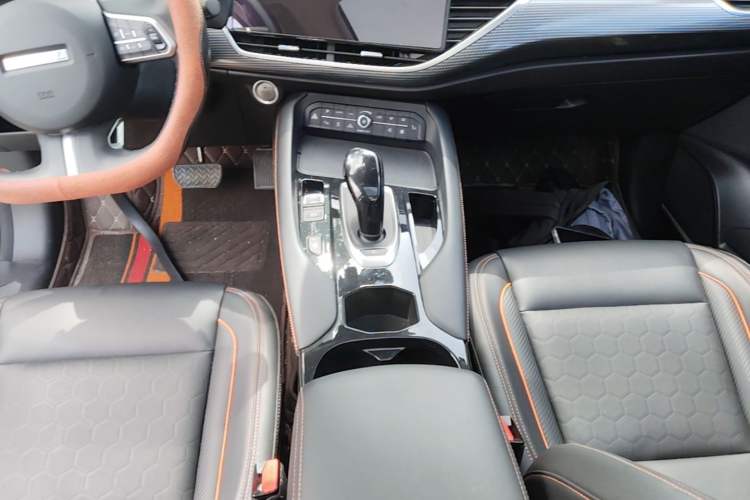 Used Haval F7 2021 1.5T Two-Wheel Drive i-Trend Gear Lever