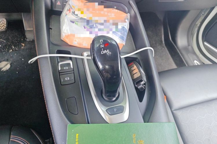 Used Haval F7 2021 1.5T Two-Wheel Drive iXuan Gear Lever