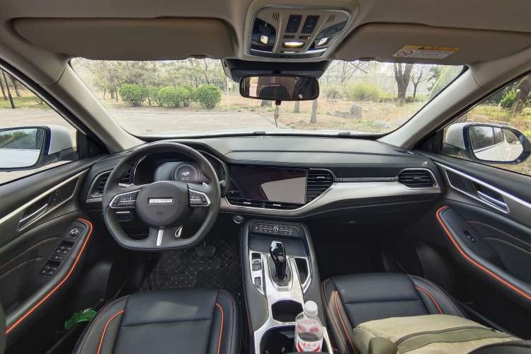 Used Haval F7 2021 2.0T Two-Wheel Drive i-Active Gear Lever