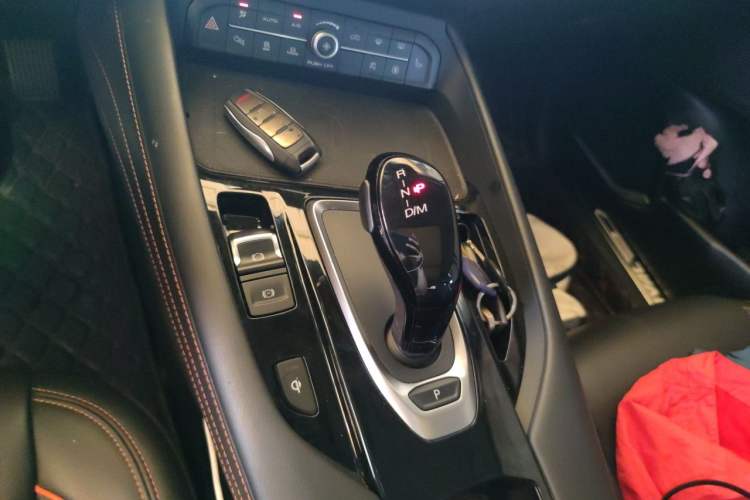 Used Haval F7 2021 2.0T Two-Wheel Drive i-Van Gear Lever