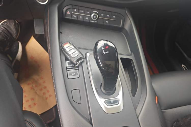 Used Haval F7 2021 1.5T Two-Wheel Drive iXuan Gear Lever