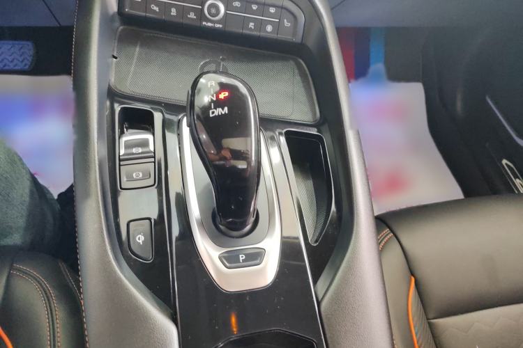 Used Haval F7 2021 2.0T Two-Wheel Drive i-Van Gear Lever