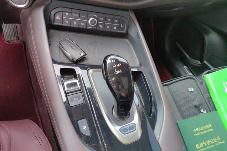 Used Haval F7 2021 2.0T All-Wheel Drive iJoy Gear Lever