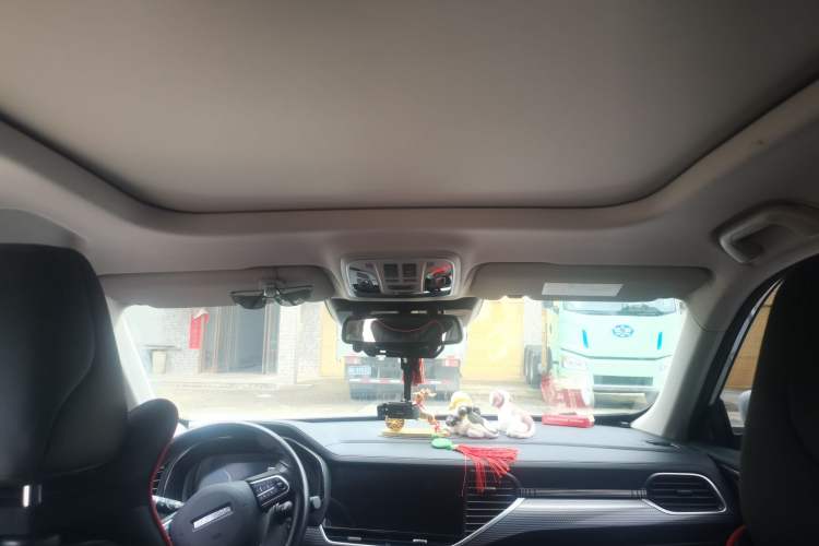 Used Haval F7 2021 2.0T Two-Wheel Drive i-Van Headliner