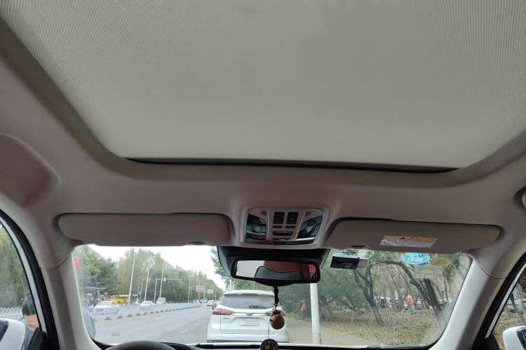 Used Haval F7 2021 2.0T Two-Wheel Drive i-Van Headliner
