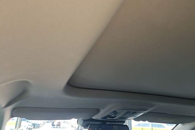 Used Haval F7 2021 2.0T Two-Wheel Drive i-Van Headliner