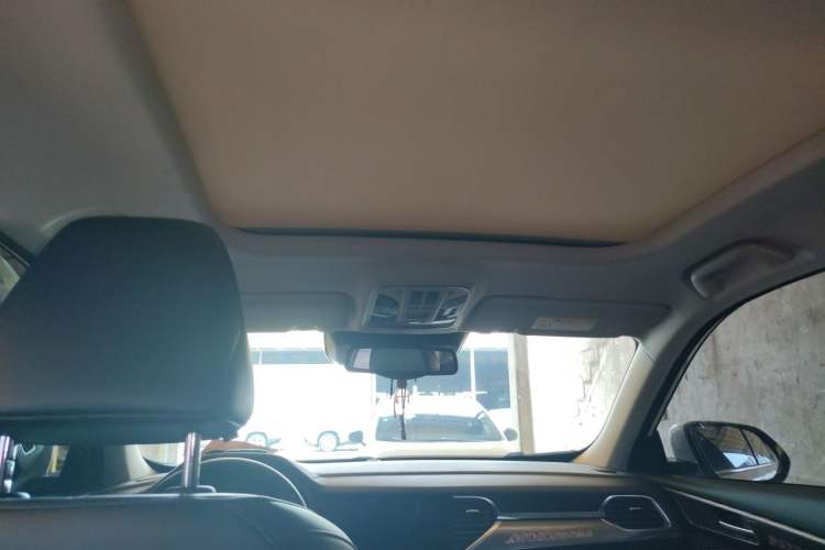 Used Haval F7 2021 2.0T Two-Wheel Drive i-Van Headliner