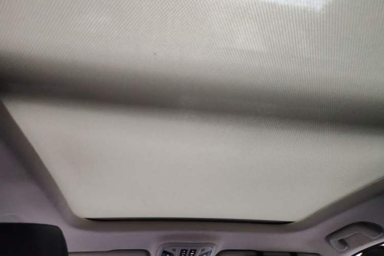 Used Haval F7 2021 2.0T Two-Wheel Drive i-Van Headliner