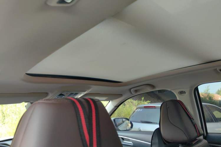 Used Haval F7 2021 2.0T All-Wheel Drive iJoy Headliner